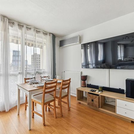 Chic And Comfortable Apart With Balcony Levallois-Perret Bagian luar foto