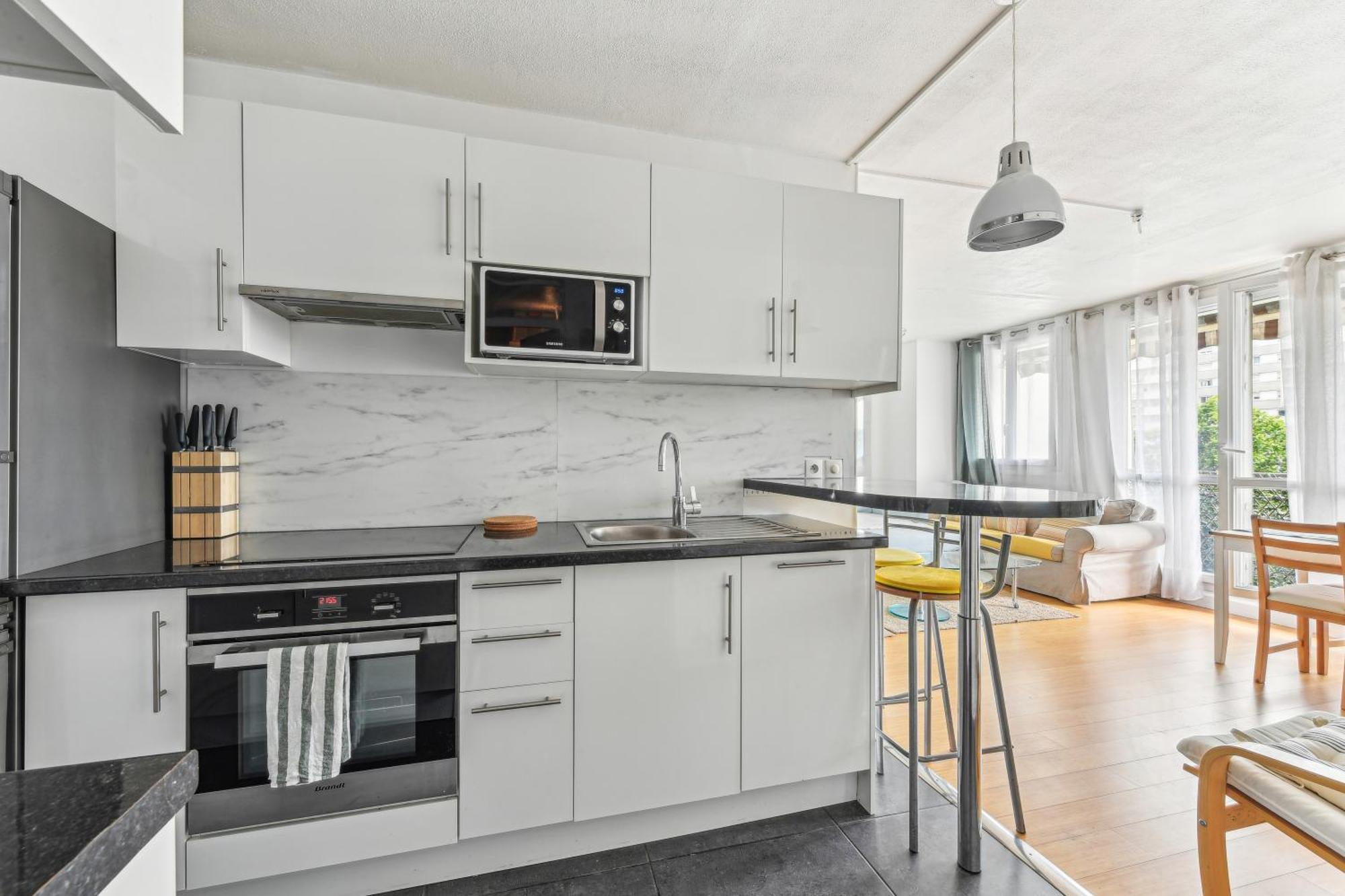 Chic And Comfortable Apart With Balcony Levallois-Perret Bagian luar foto
